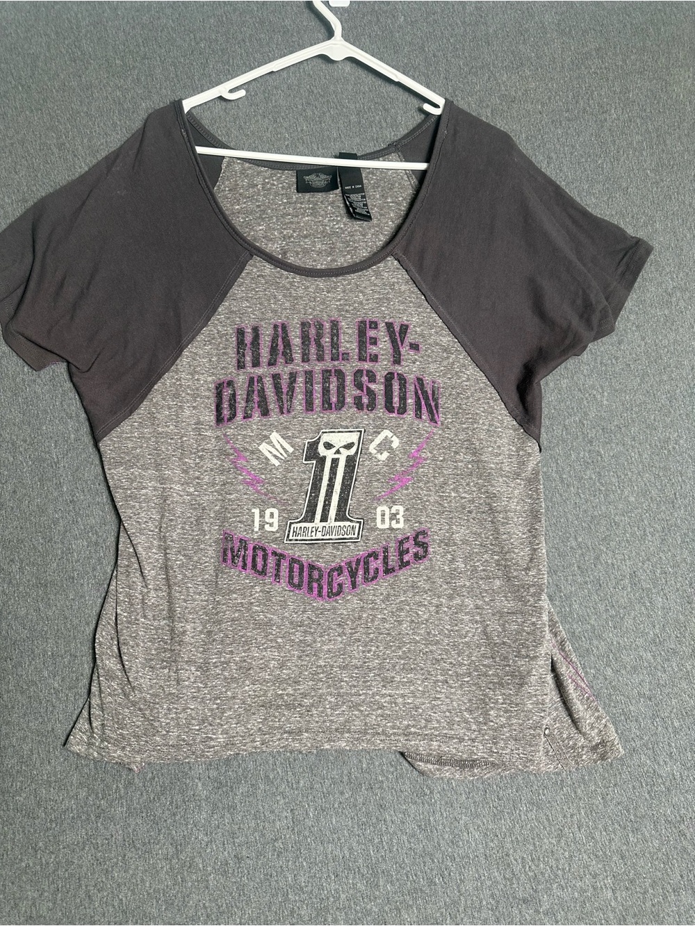 Harley-Davidson Gray and Black Short Sleeve Tee